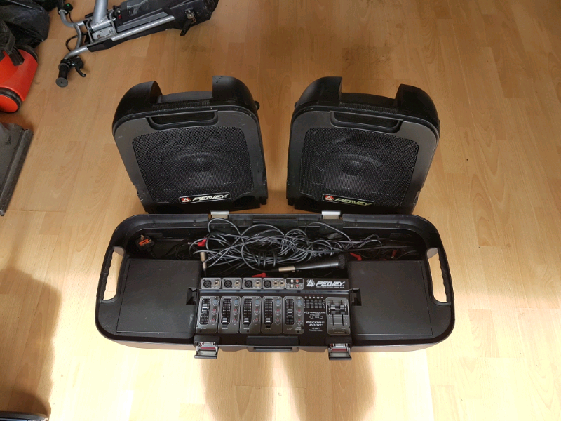 peavey portable pa system escort 2000